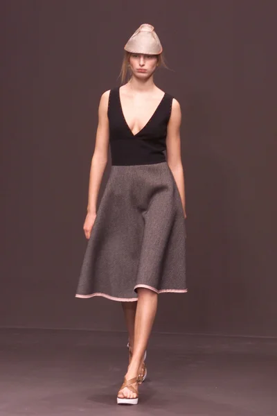 Look 9